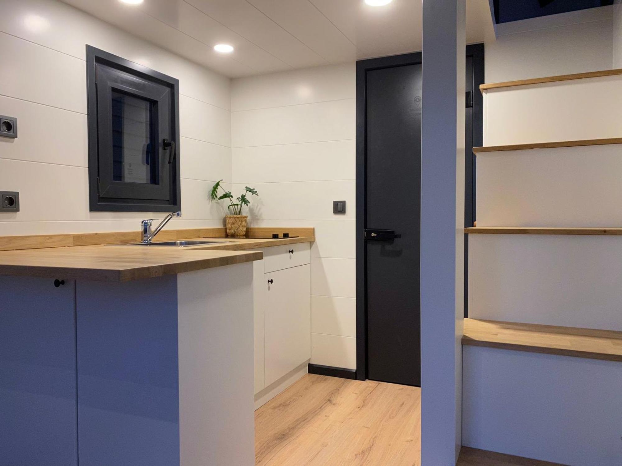 Tiny House With Sauna & Jacuzzi Near Amsterdam Vijfhuizen Экстерьер фото